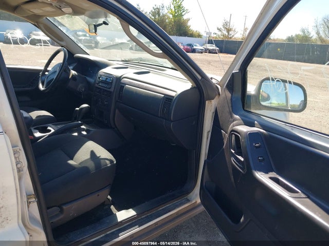 Jeep Grand Cherokee Laredo