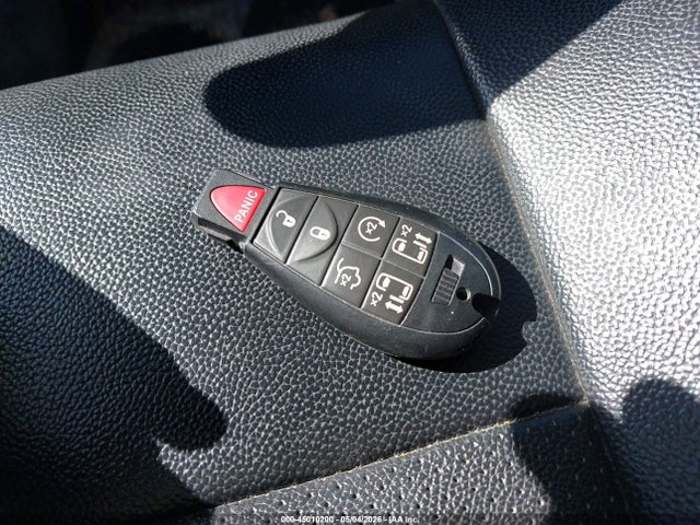 Chrysler Town & Country Touring-l