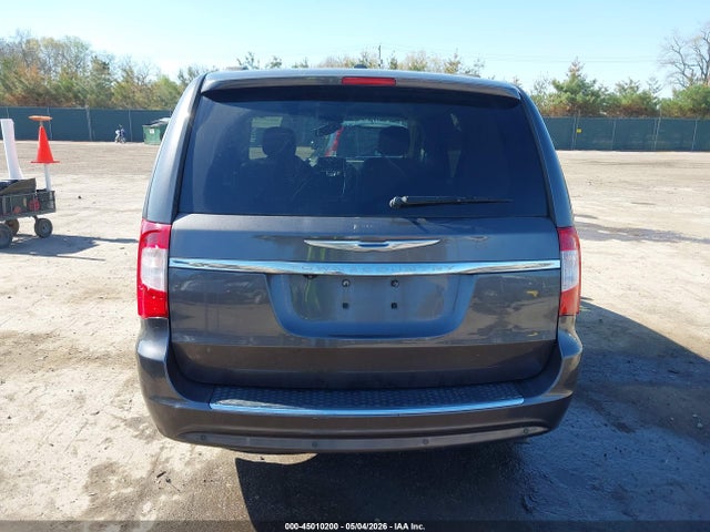 Chrysler Town & Country Touring-l