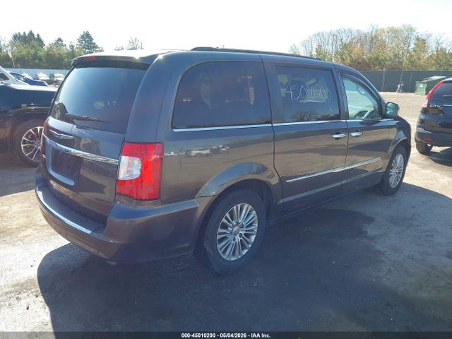 Chrysler Town & Country Touring-l