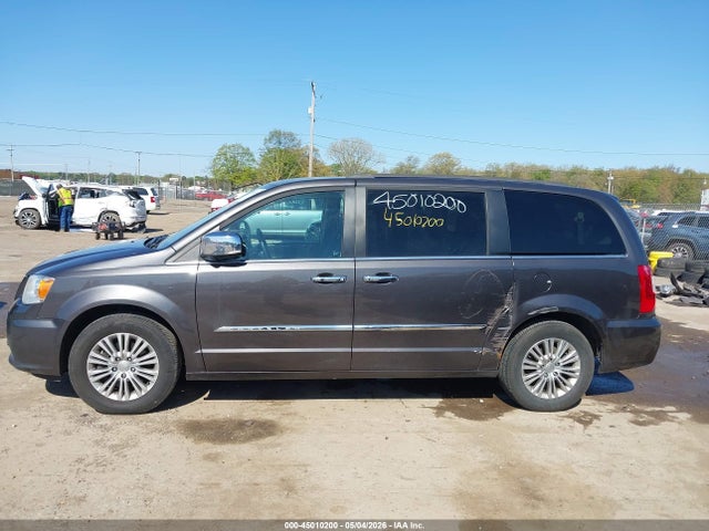 Chrysler Town & Country Touring-l