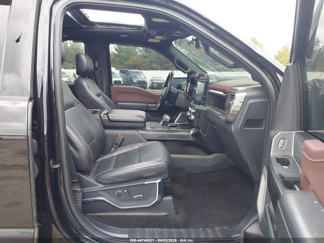Ford F-150 Lariat