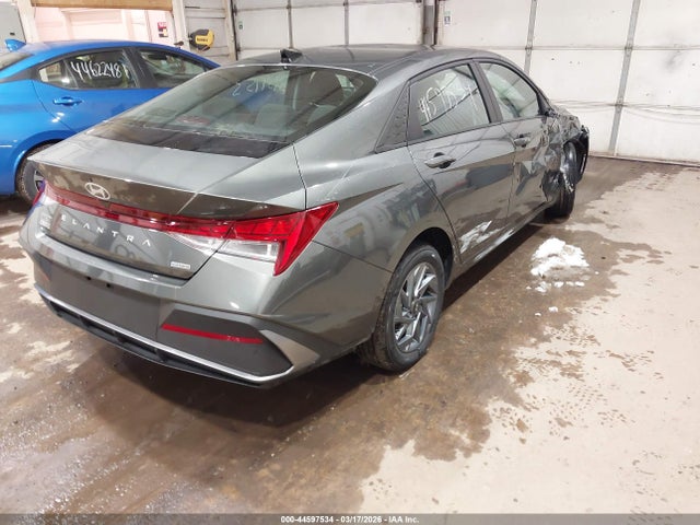 Hyundai ELANTRA Blue