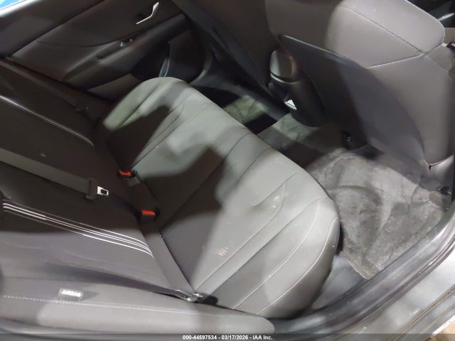 Hyundai ELANTRA Blue