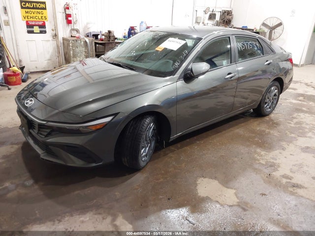 Hyundai ELANTRA Blue