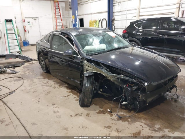 Salvage Hyundai SONATA Image