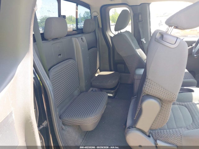 Nissan Frontier Se