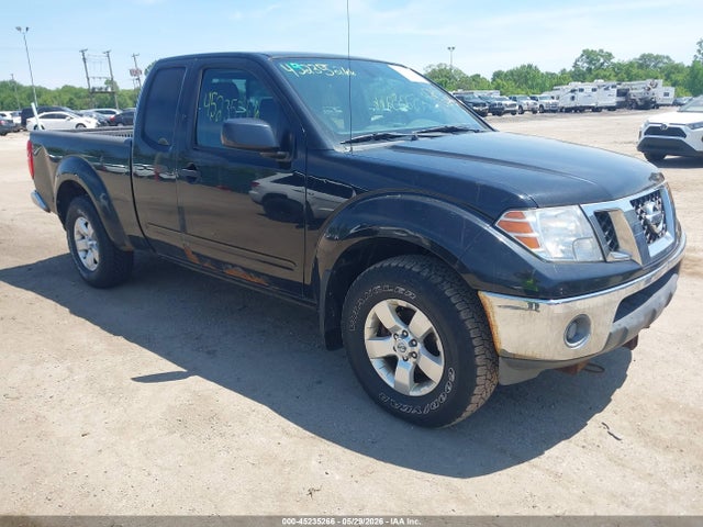 Salvage Nissan Frontier Image