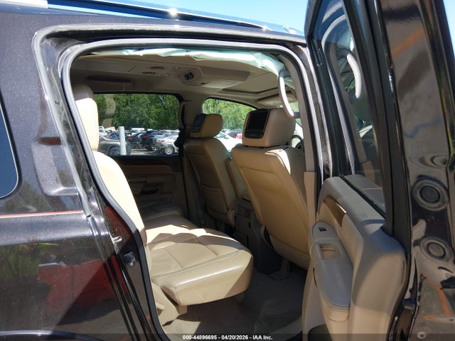 Nissan Armada Platinum