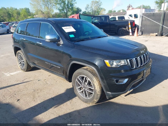 Salvage Jeep Grand Cherokee Image