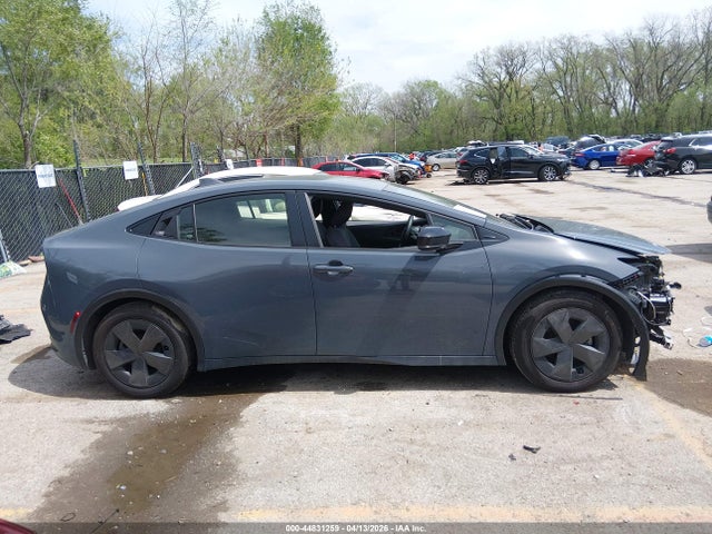 Toyota Prius Le