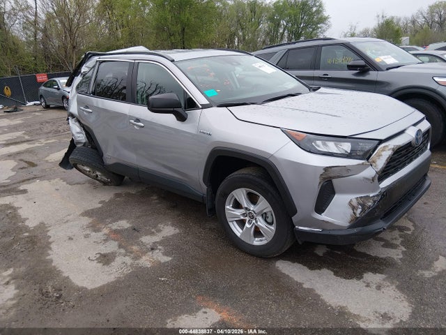 Salvage Toyota RAV4 Image