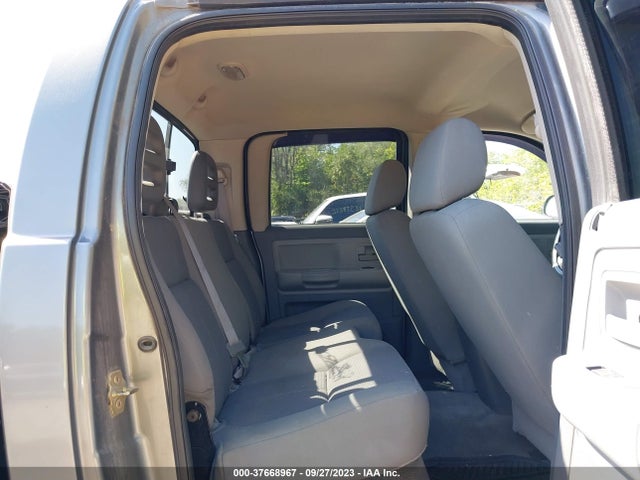 Dodge Dakota Slt