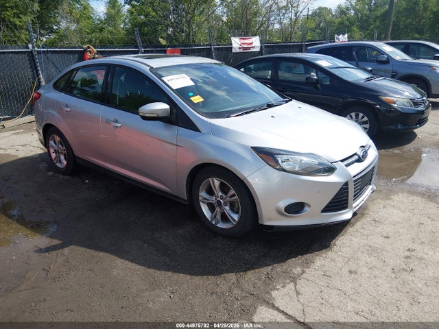 Salvage Ford Focus Image