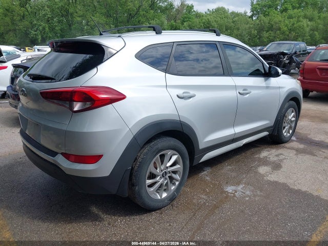 Hyundai TUCSON Se