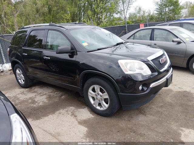 Salvage GMC Acadia Image