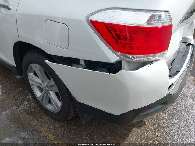 Toyota Highlander Limited V6