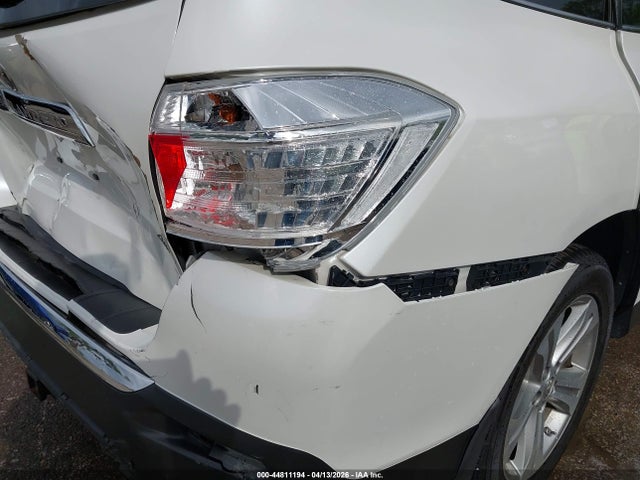 Toyota Highlander Limited V6