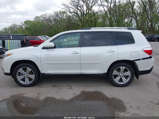 Toyota Highlander Limited V6