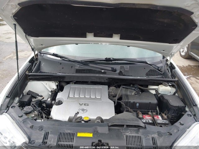 Toyota Highlander Limited V6