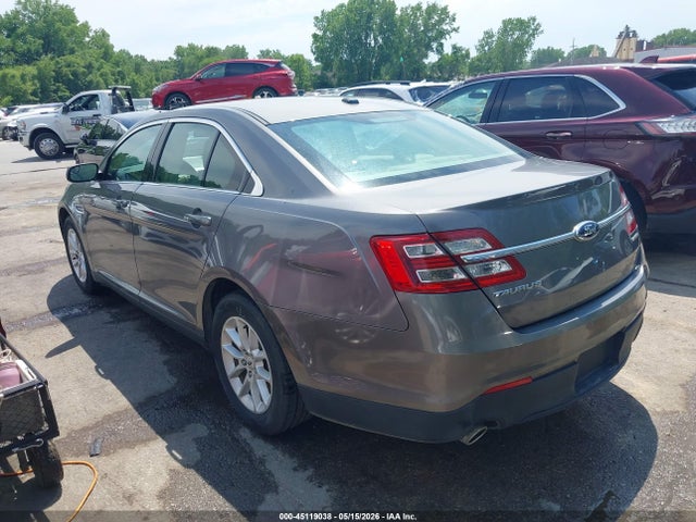 Ford Taurus Se