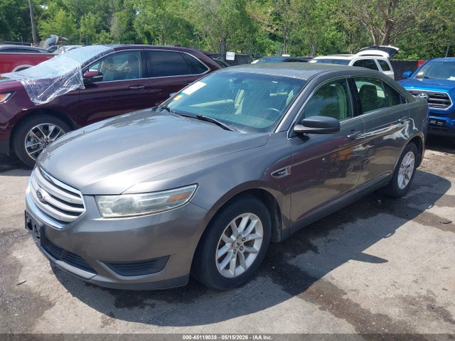 Ford Taurus Se