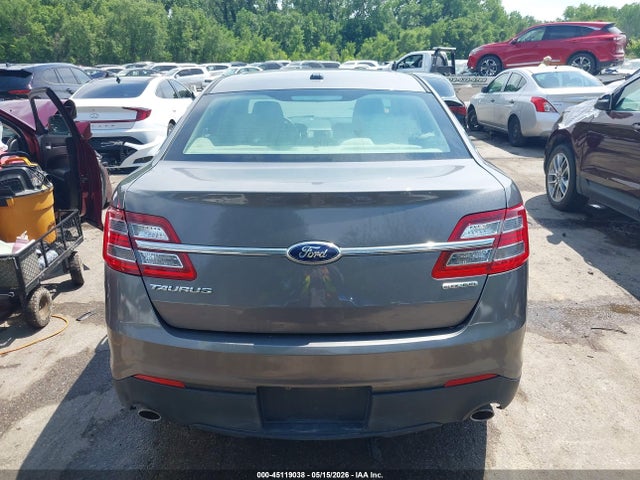 Ford Taurus Se