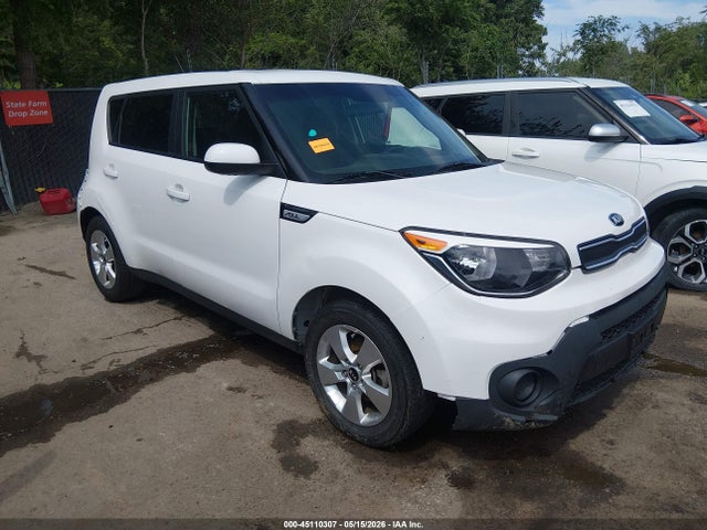 Salvage Kia Soul Image