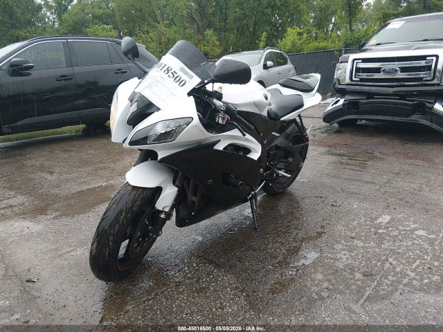 Yamaha Yzfr6