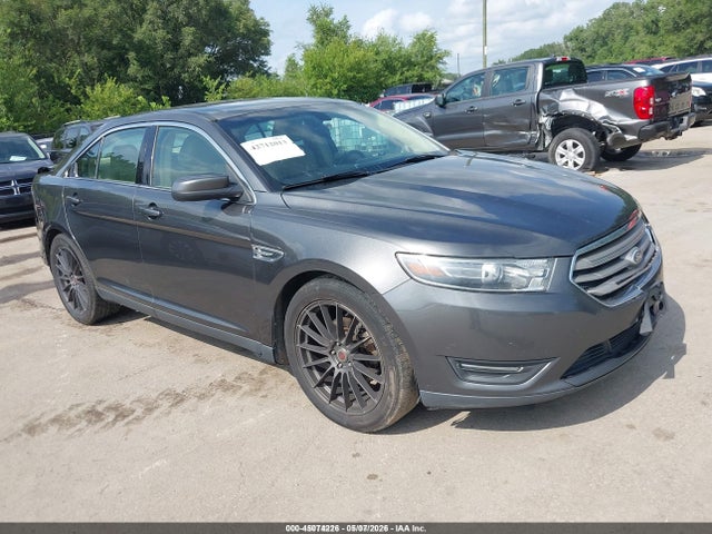 Salvage Ford Taurus Image