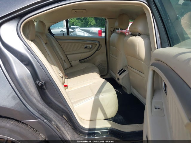 Ford Taurus Sel