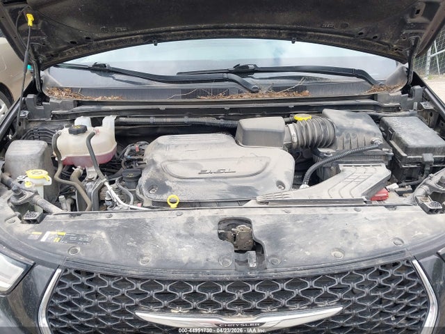 Chrysler Pacifica Touring L