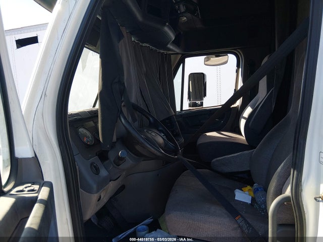 Freightliner Cascadia 125