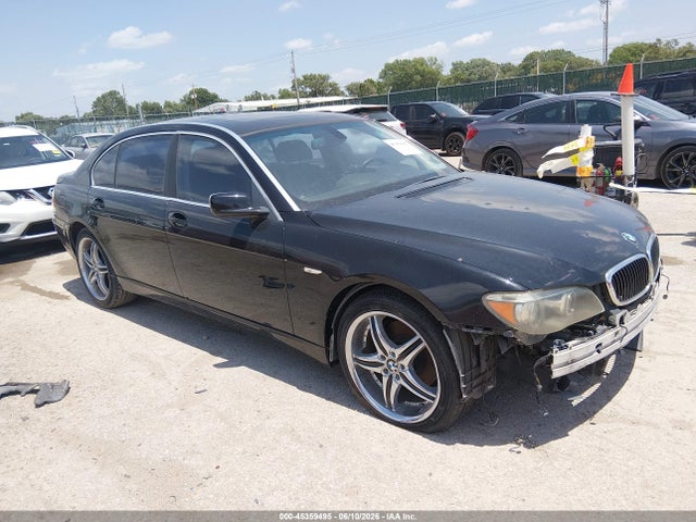 Salvage BMW 7 Series Image