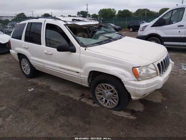 Salvage Jeep Grand Cherokee Image