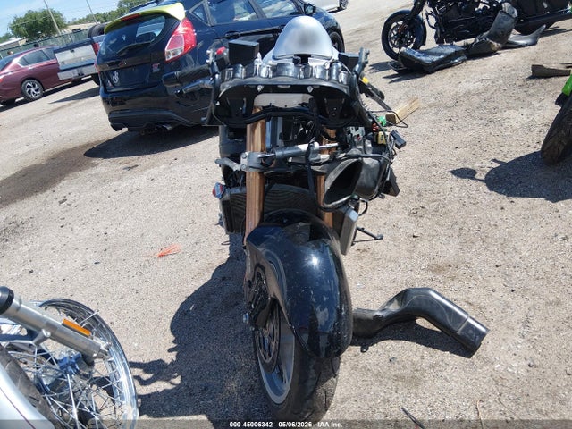 Suzuki Gsx1300 Ra