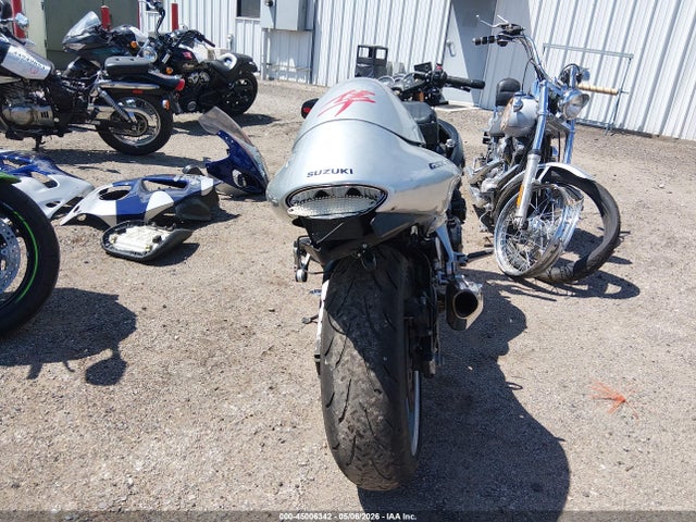 Suzuki Gsx1300 Ra
