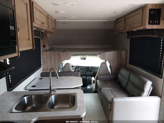 Jayco Redhawk