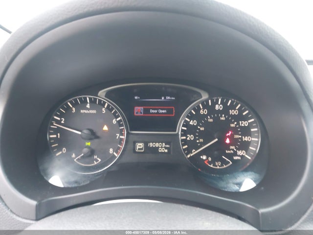 Nissan Altima