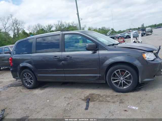 Dodge Grand Caravan Sxt