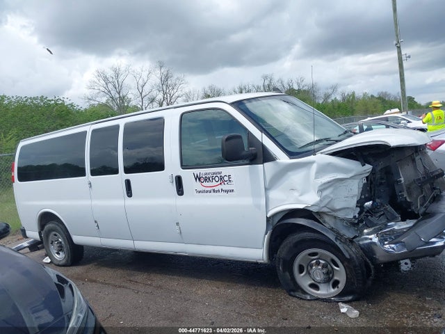 Chevrolet Express Lt
