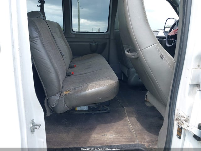 Chevrolet Express Lt