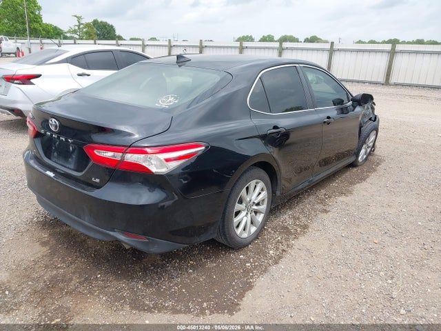 Toyota Camry Le