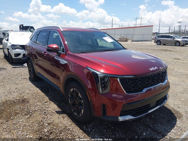 Salvage Kia Sorento Image