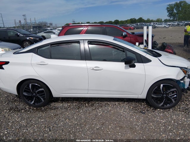 Nissan Versa 1.6 Sr