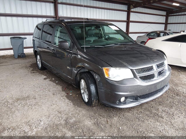 Salvage Dodge Grand Caravan Image
