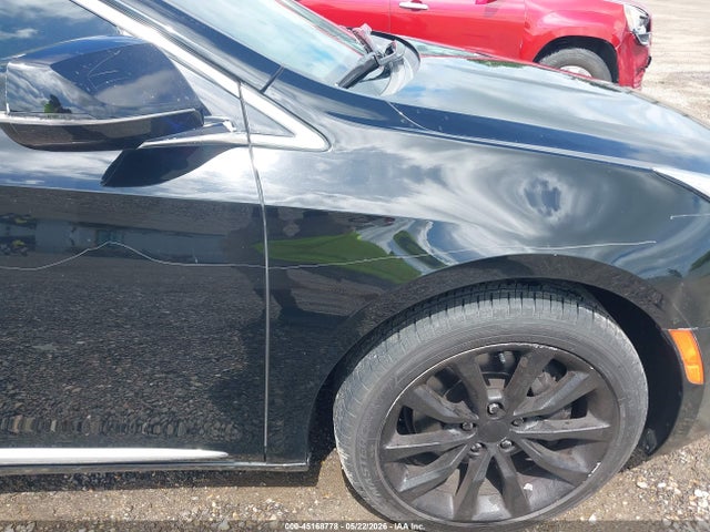 Cadillac XTS Luxury Collection