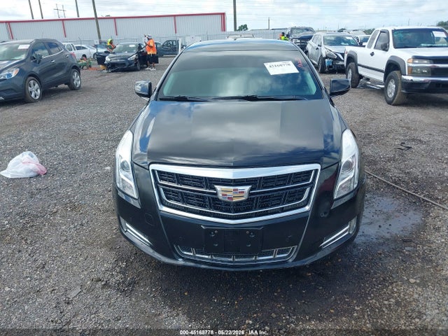 Cadillac XTS Luxury Collection