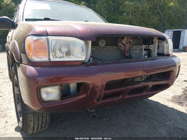 Nissan Pathfinder Le