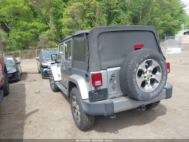 Jeep Wrangler Sahara
